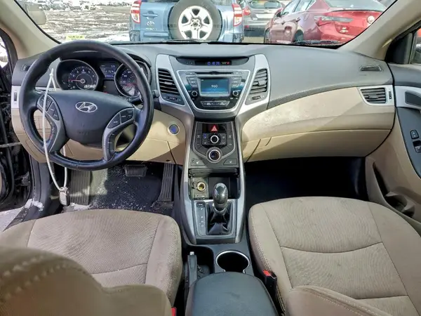 5NPDH4AE1GH675770 2016 HYUNDAI ELANTRA - Image 8