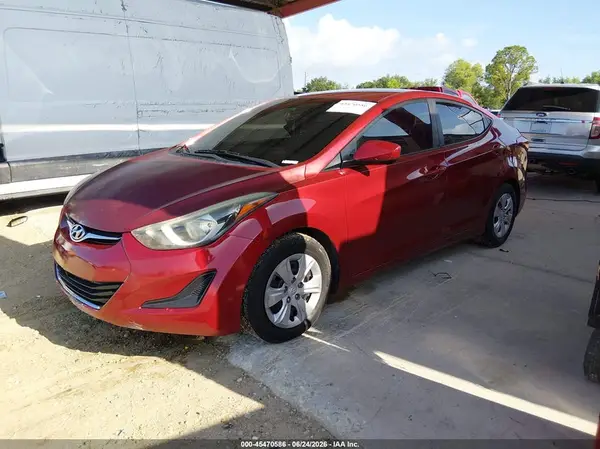 5NPDH4AE1GH677096 2016 HYUNDAI ELANTRA - Image 2