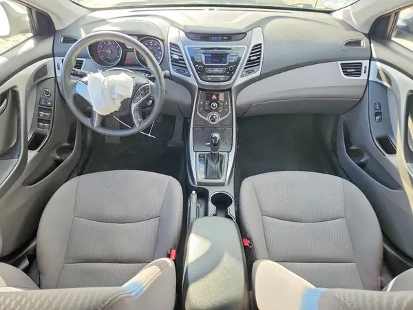 5NPDH4AE1GH677471 2016 HYUNDAI ELANTRA - Image 8
