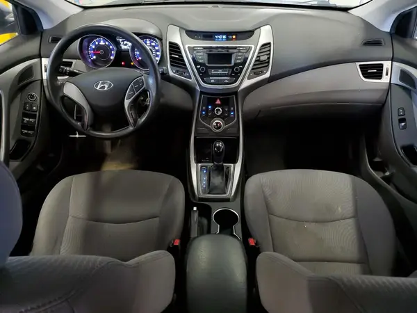 5NPDH4AE1GH680337 2016 HYUNDAI ELANTRA - Image 8