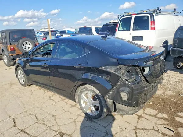 5NPDH4AE1GH680810 2016 HYUNDAI ELANTRA - Image 2