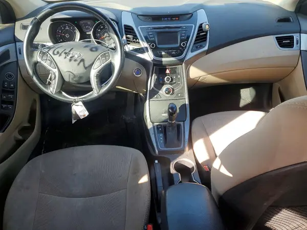 5NPDH4AE1GH680810 2016 HYUNDAI ELANTRA - Image 8