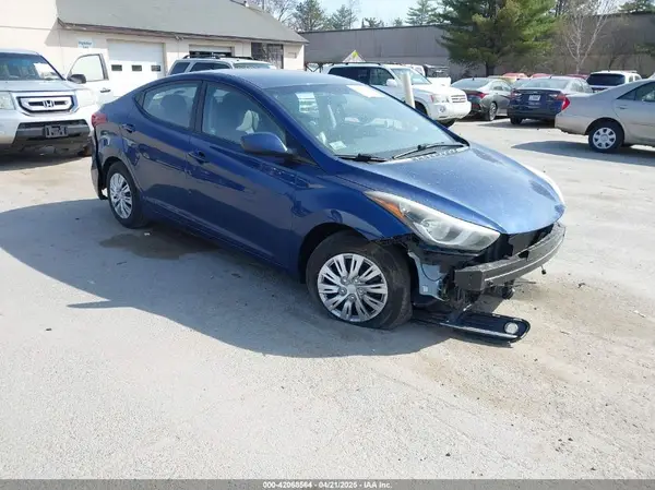 5NPDH4AE1GH681813 2016 HYUNDAI ELANTRA - Image 1