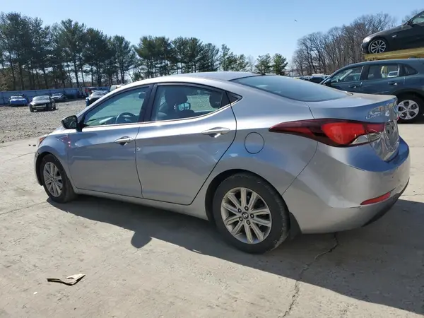 5NPDH4AE1GH683903 2016 HYUNDAI ELANTRA - Image 2