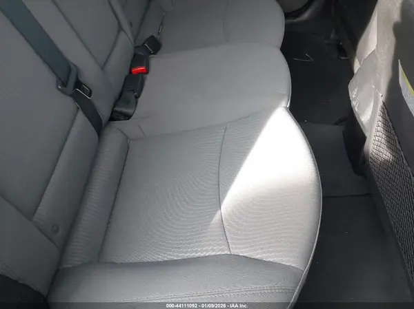 5NPDH4AE1GH684176 2016 HYUNDAI ELANTRA - Image 8