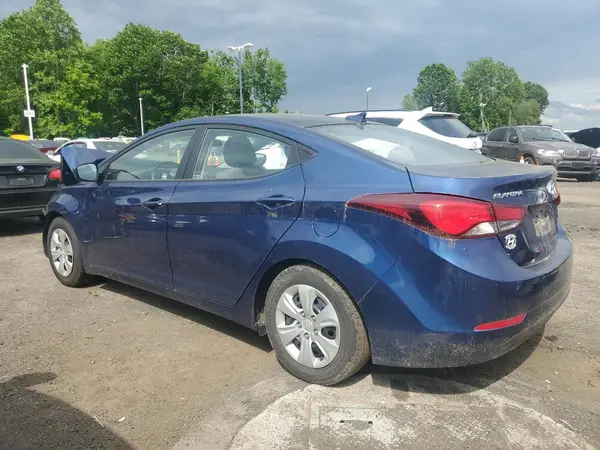 5NPDH4AE1GH684498 2016 HYUNDAI ELANTRA - Image 2