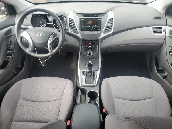5NPDH4AE1GH684498 2016 HYUNDAI ELANTRA - Image 8