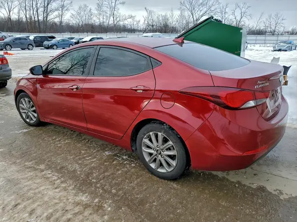 5NPDH4AE1GH684615 2016 HYUNDAI ELANTRA - Image 2