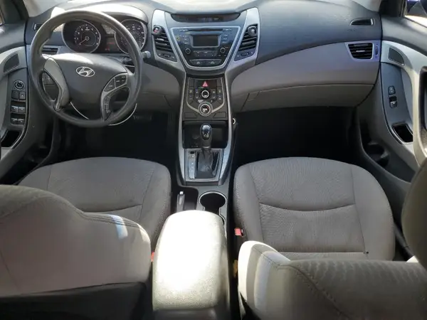 5NPDH4AE1GH684999 2016 HYUNDAI ELANTRA - Image 8