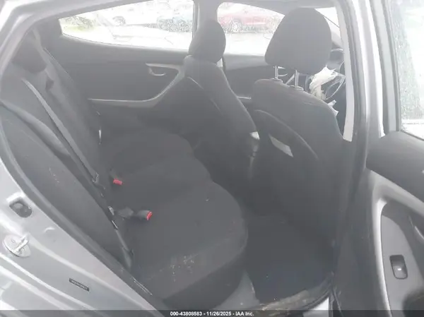 5NPDH4AE1GH688373 2016 HYUNDAI ELANTRA - Image 8