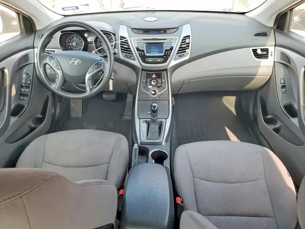 5NPDH4AE1GH689166 2016 HYUNDAI ELANTRA - Image 8