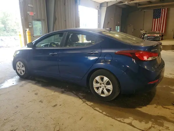 5NPDH4AE1GH689233 2016 HYUNDAI ELANTRA - Image 2