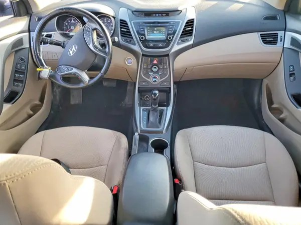 5NPDH4AE1GH689247 2016 HYUNDAI ELANTRA - Image 8