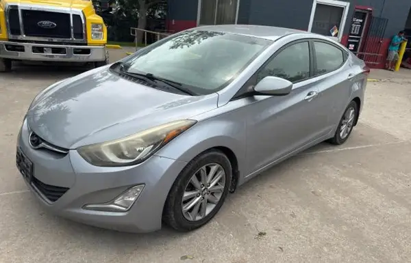 5NPDH4AE1GH689927 2016 HYUNDAI ELANTRA - Image 2