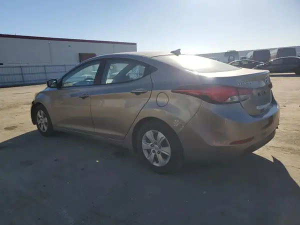 5NPDH4AE1GH692259 2016 HYUNDAI ELANTRA - Image 2