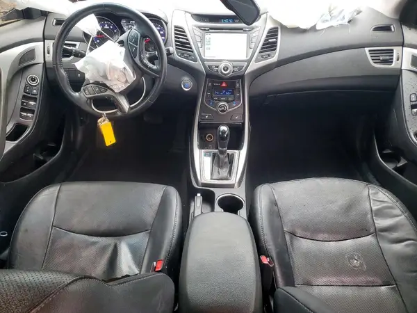 5NPDH4AE1GH692570 2016 HYUNDAI ELANTRA - Image 8