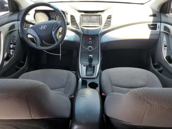 5NPDH4AE1GH693301 2016 HYUNDAI ELANTRA - Image 8