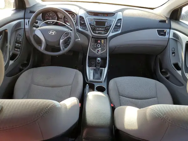 5NPDH4AE1GH694416 2016 HYUNDAI ELANTRA - Image 8
