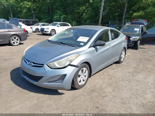 5NPDH4AE1GH695209 2016 HYUNDAI ELANTRA - Image 2