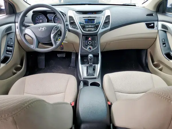 5NPDH4AE1GH698319 2016 HYUNDAI ELANTRA - Image 8