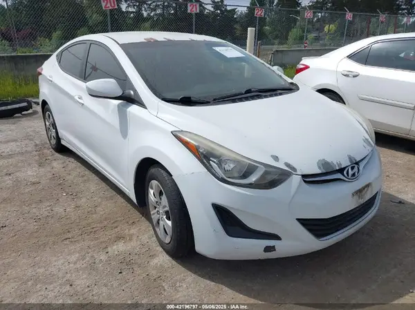 5NPDH4AE1GH699907 2016 HYUNDAI ELANTRA - Image 1