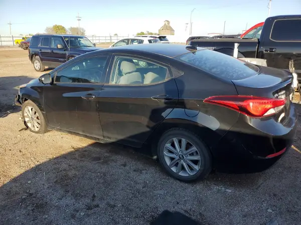 5NPDH4AE1GH701381 2016 HYUNDAI ELANTRA - Image 2