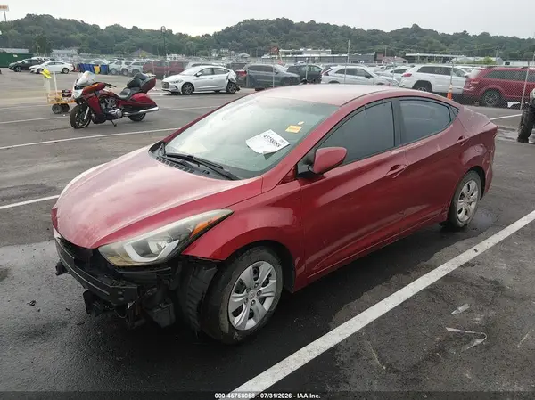 5NPDH4AE1GH702479 2016 HYUNDAI ELANTRA - Image 2