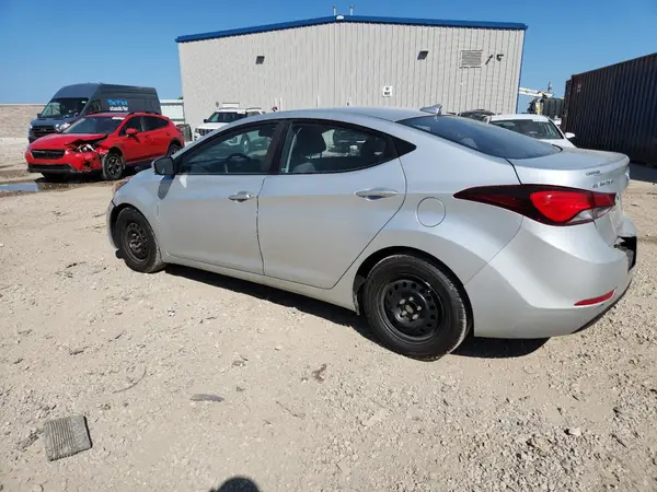 5NPDH4AE1GH703681 2016 HYUNDAI ELANTRA - Image 2