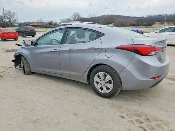 5NPDH4AE1GH703759 2016 HYUNDAI ELANTRA - Image 2