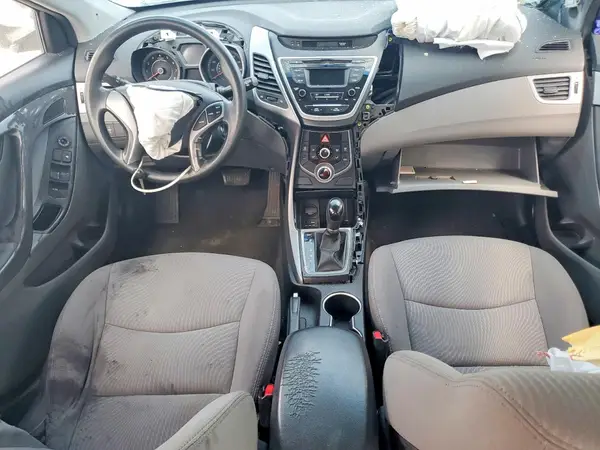 5NPDH4AE1GH703759 2016 HYUNDAI ELANTRA - Image 8