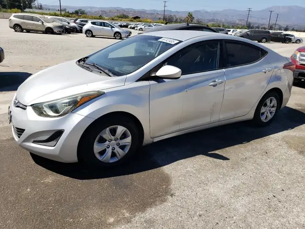 5NPDH4AE1GH705057 2016 HYUNDAI ELANTRA - Image 1