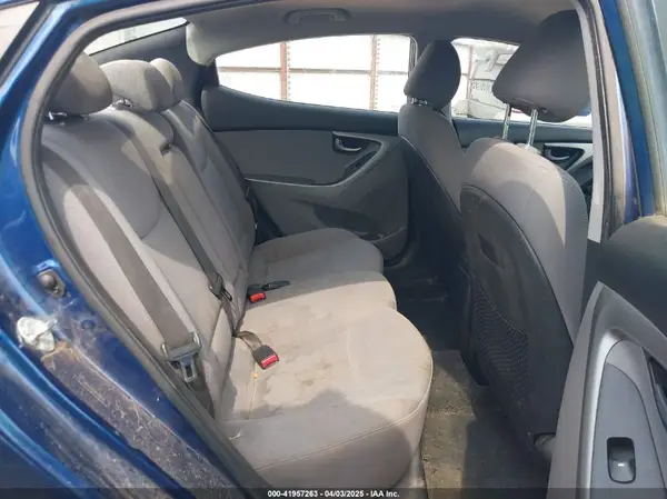 5NPDH4AE1GH706970 2016 HYUNDAI ELANTRA - Image 8