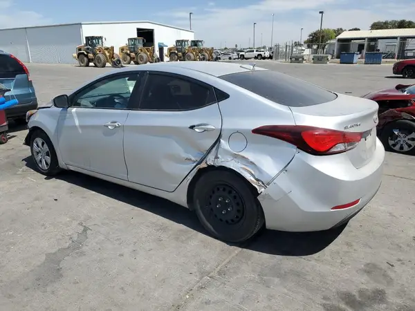 5NPDH4AE1GH707133 2016 HYUNDAI ELANTRA - Image 2