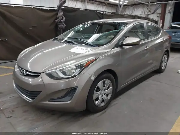 5NPDH4AE1GH707441 2016 HYUNDAI ELANTRA - Image 2