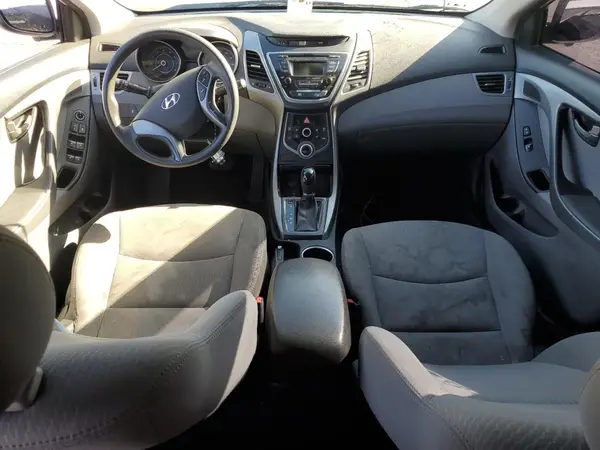 5NPDH4AE1GH709898 2016 HYUNDAI ELANTRA - Image 8