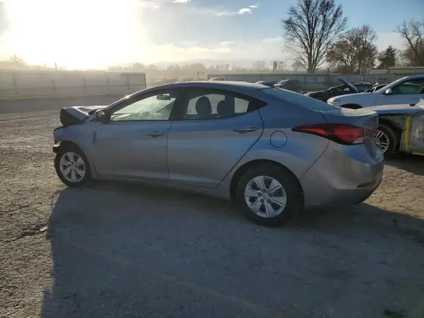 5NPDH4AE1GH709982 2016 HYUNDAI ELANTRA - Image 2