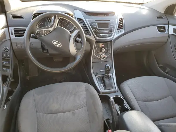 5NPDH4AE1GH709982 2016 HYUNDAI ELANTRA - Image 8