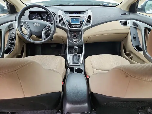 5NPDH4AE1GH711361 2016 HYUNDAI ELANTRA - Image 8