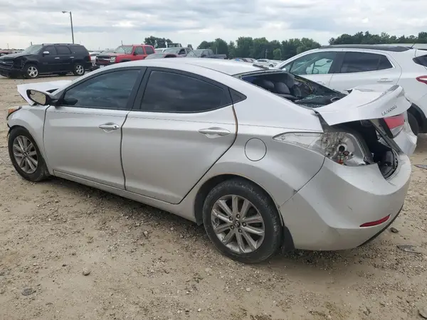 5NPDH4AE1GH711991 2016 HYUNDAI ELANTRA - Image 2