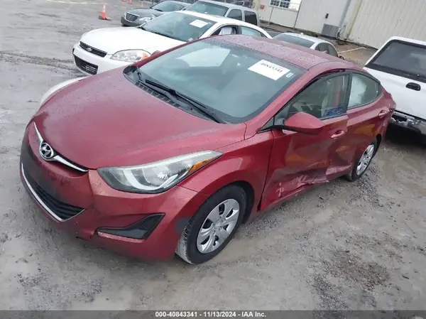 5NPDH4AE1GH724465 2016 HYUNDAI ELANTRA - Image 2