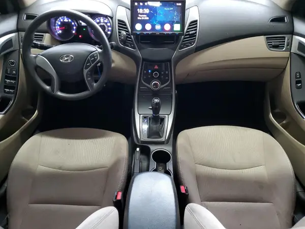 5NPDH4AE1GH724627 2016 HYUNDAI ELANTRA - Image 8