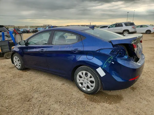 5NPDH4AE1GH725065 2016 HYUNDAI ELANTRA - Image 2