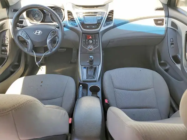 5NPDH4AE1GH725129 2016 HYUNDAI ELANTRA - Image 8