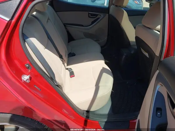 5NPDH4AE1GH725177 2016 HYUNDAI ELANTRA - Image 8