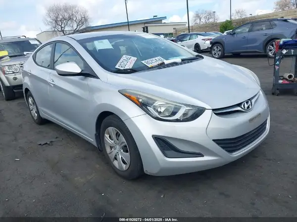 5NPDH4AE1GH727219 2016 HYUNDAI ELANTRA - Image 1