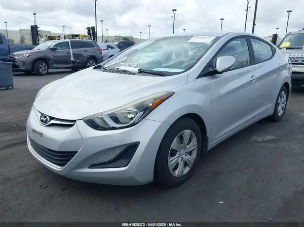 5NPDH4AE1GH727219 2016 HYUNDAI ELANTRA - Image 2