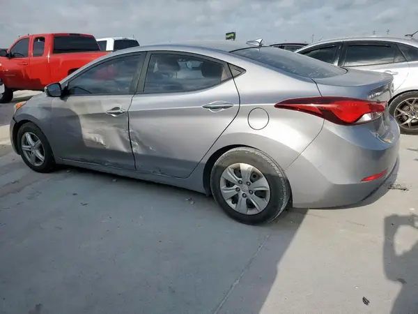 5NPDH4AE1GH727401 2016 HYUNDAI ELANTRA - Image 2
