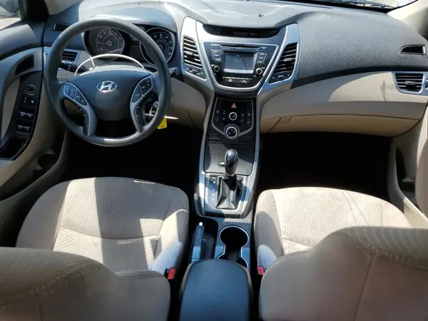 5NPDH4AE1GH728158 2016 HYUNDAI ELANTRA - Image 8