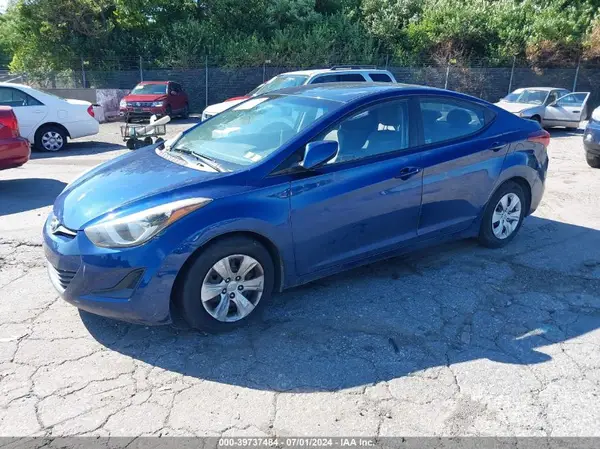5NPDH4AE1GH733019 2016 HYUNDAI ELANTRA - Image 2