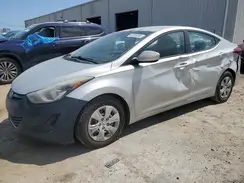 5NPDH4AE1GH733084 2016 HYUNDAI ELANTRA